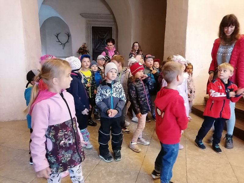 Berušky a Zajíčci - výlet na Pernštejn