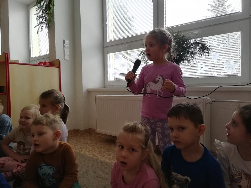 Advent přichází