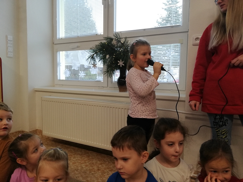 Advent přichází
