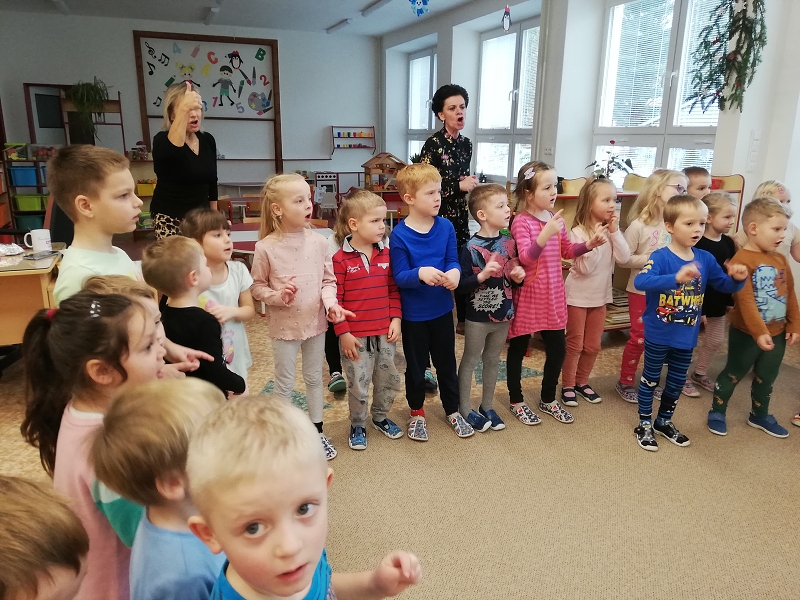 Advent přichází