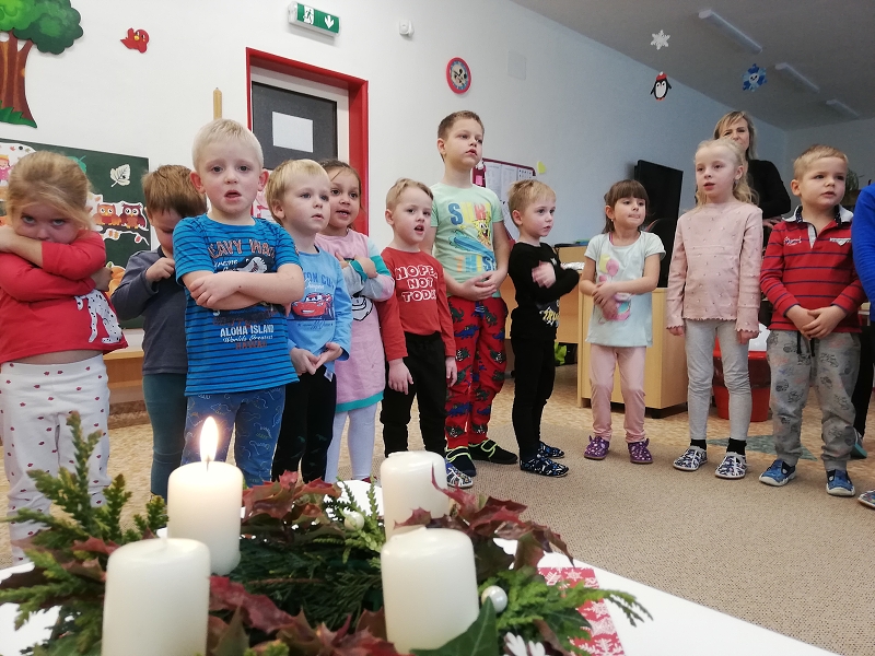 Advent přichází