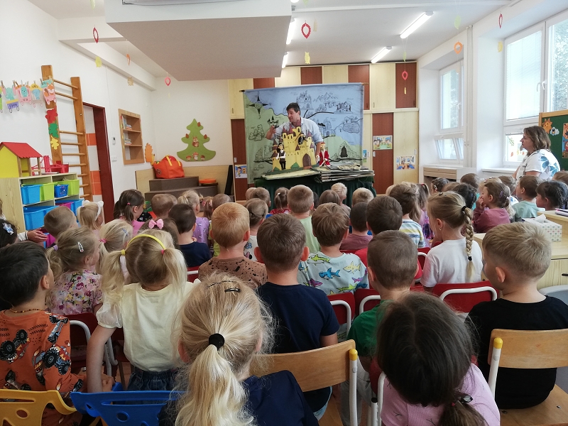 Divadlo O vytrvalém princi