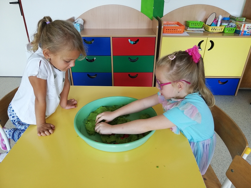 První dny ve školce