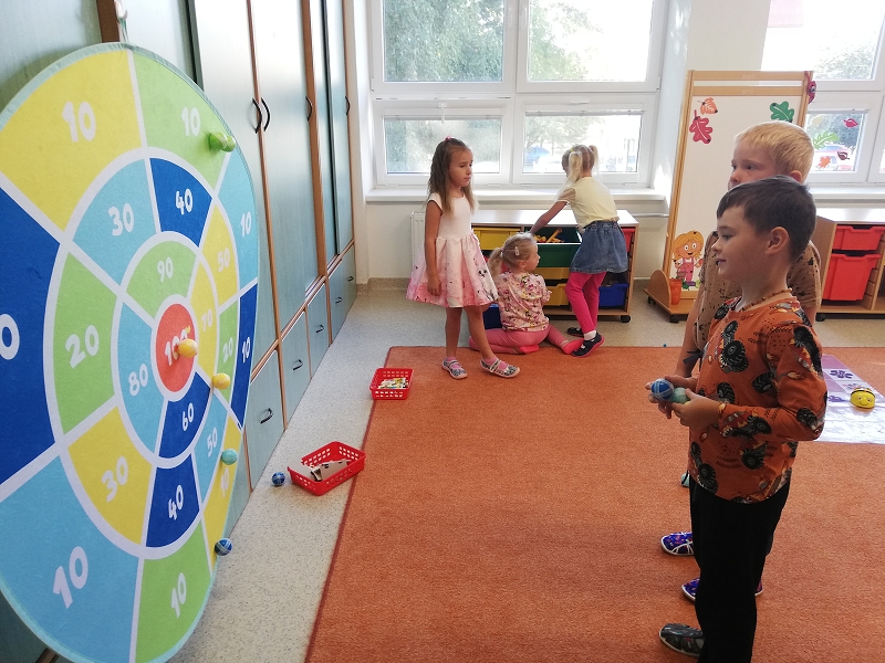 První dny ve školce