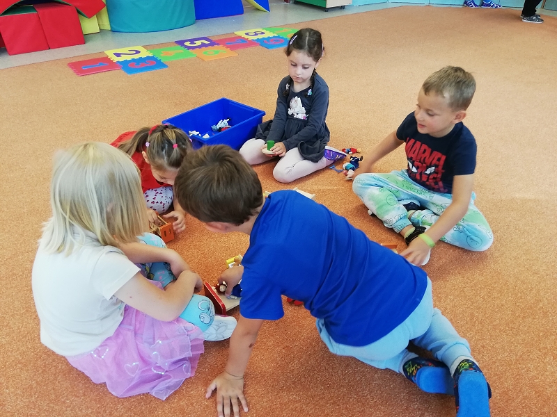 První dny ve školce