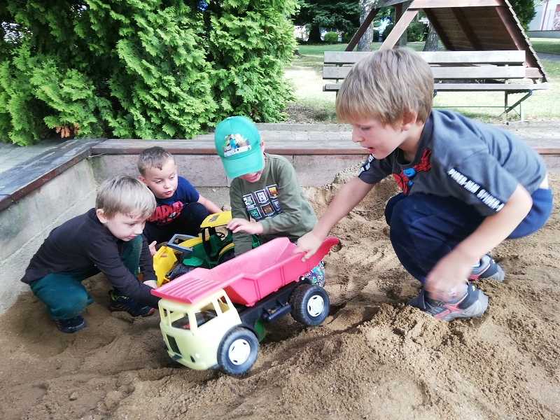 První dny ve školce