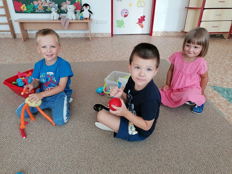 První dny ve školce