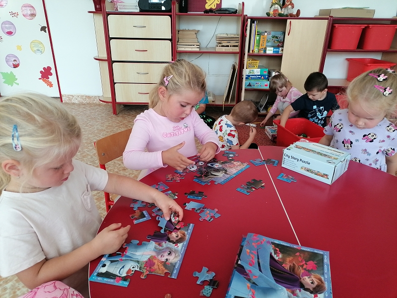 První dny ve školce