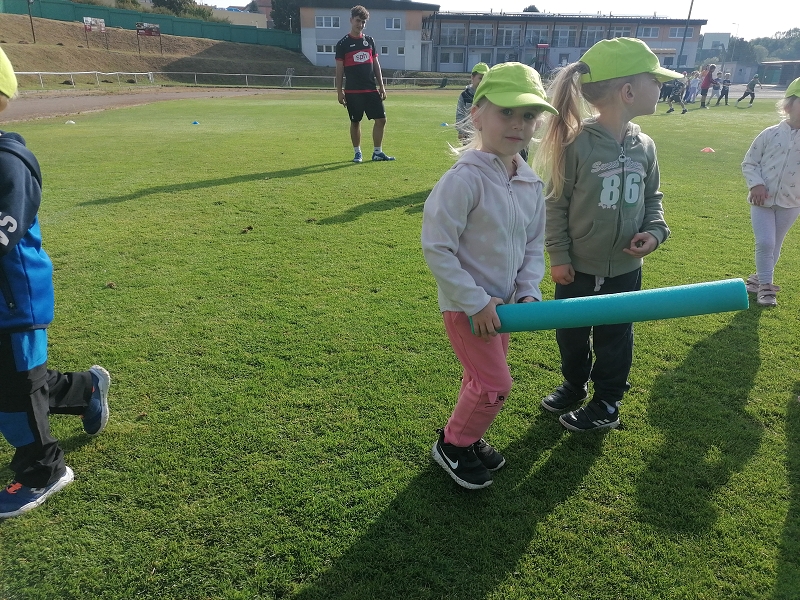 Sportujeme na fotbalovém hřišti