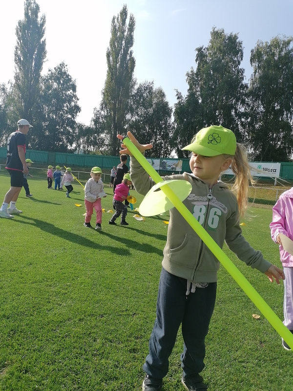 Sportujeme na fotbalovém hřišti