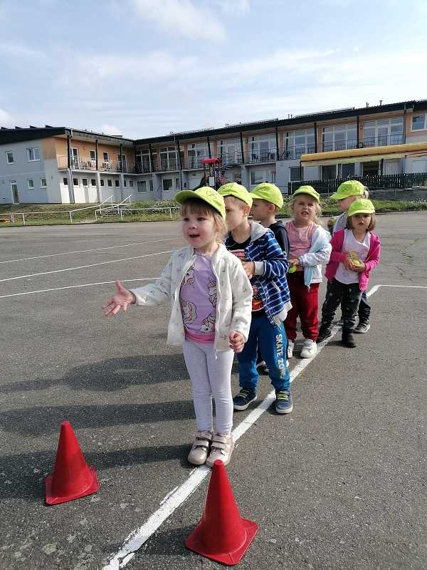 Sportujeme na fotbalovém hřišti