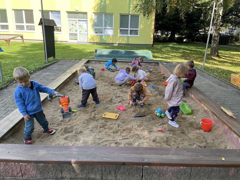 Hrajeme si, cvičíme u Myšek