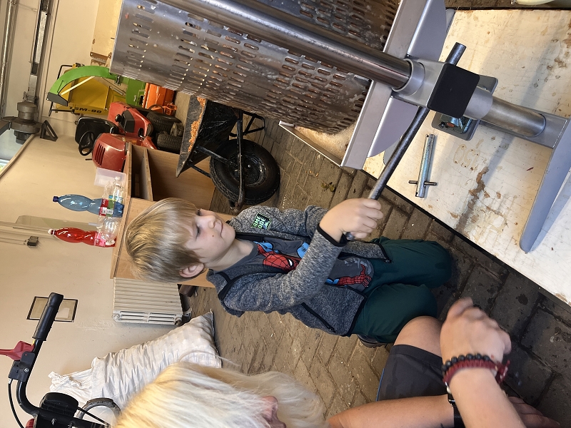 Moštování s předškoláky