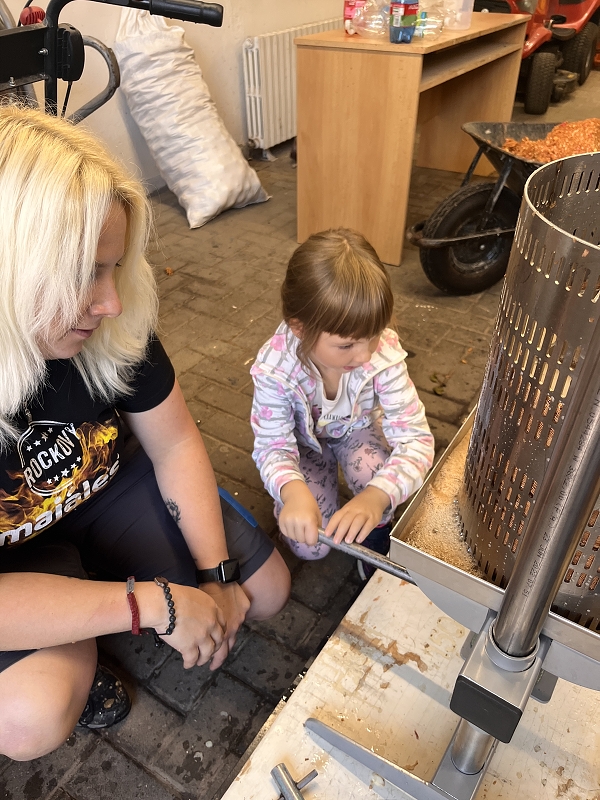 Moštování s předškoláky