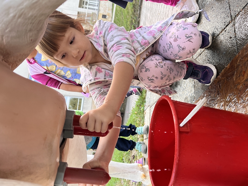 Moštování s předškoláky