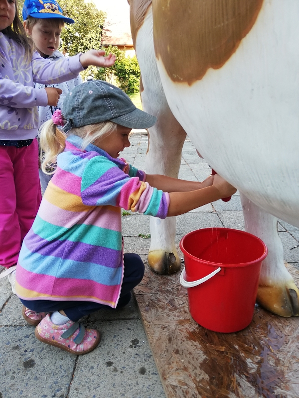Moštování s předškoláky