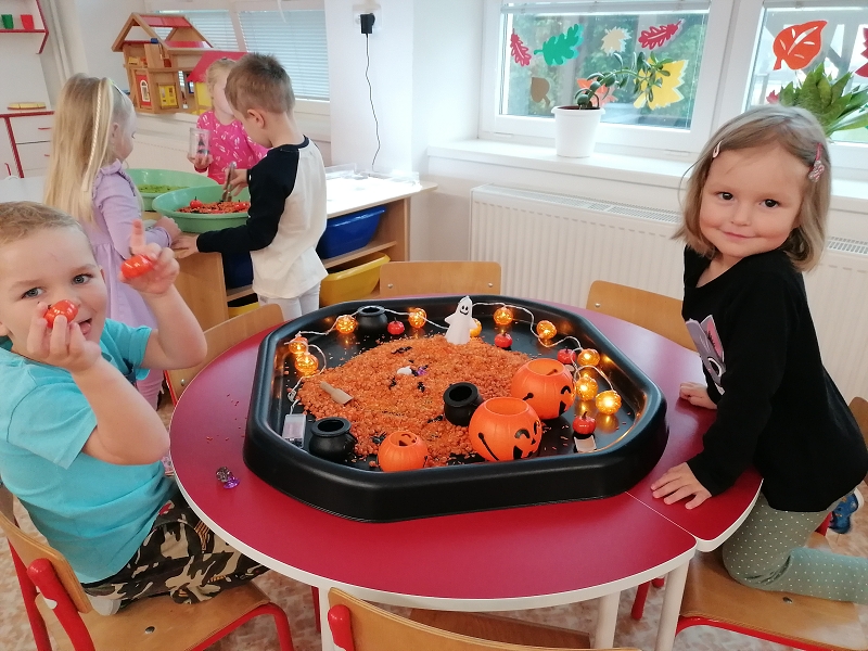 Koťatka - Dušičky a Halloween