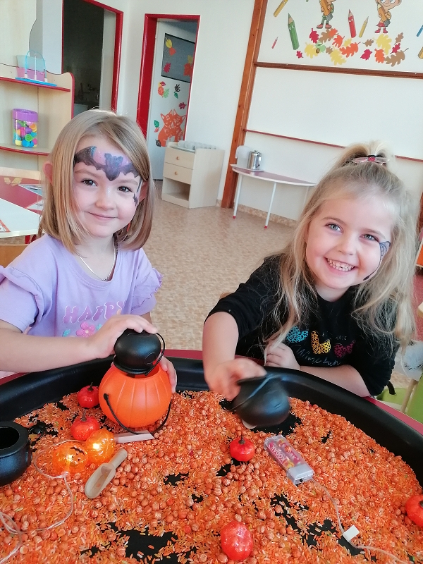 Koťatka - Dušičky a Halloween