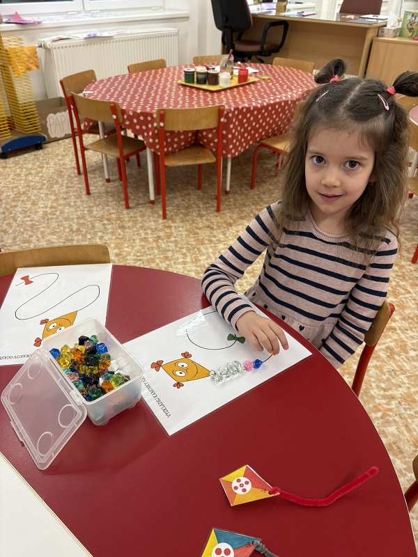 Koťátka - Vyletěl si pyšný drak