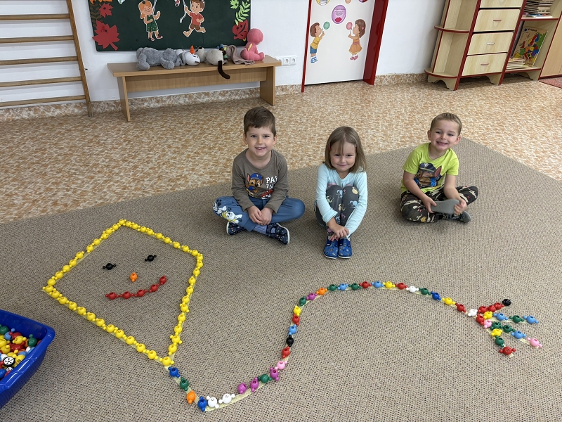 Koťátka - Vyletěl si pyšný drak