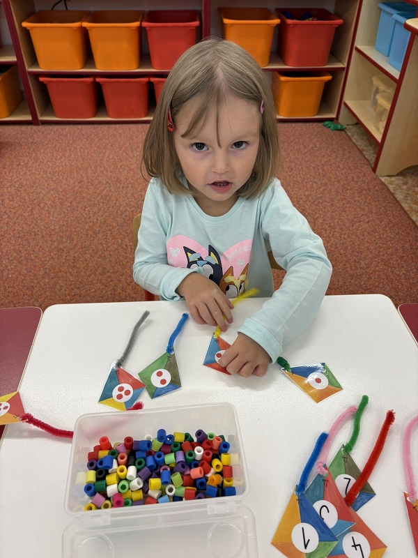 Koťátka - Vyletěl si pyšný drak