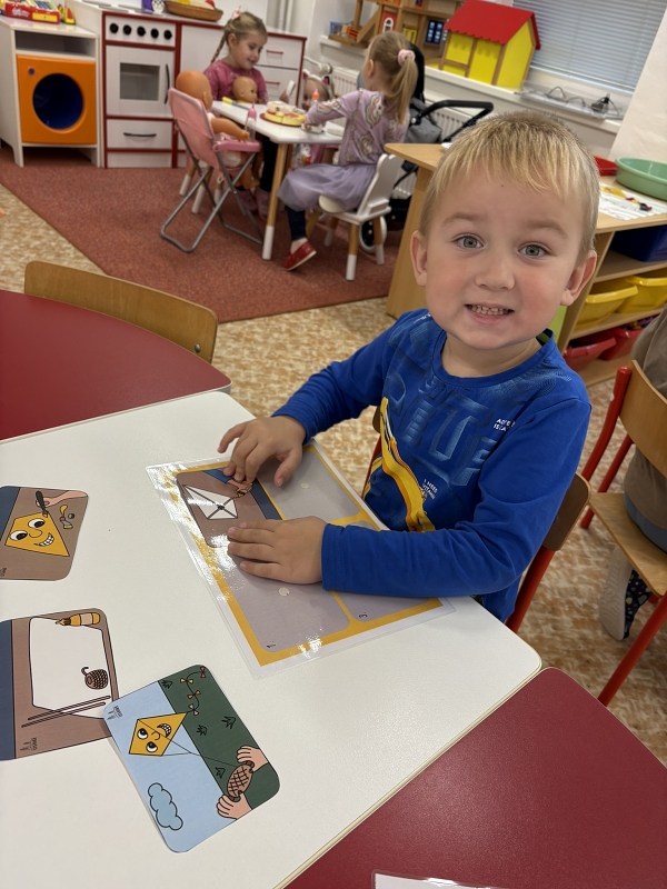 Koťátka - Vyletěl si pyšný drak