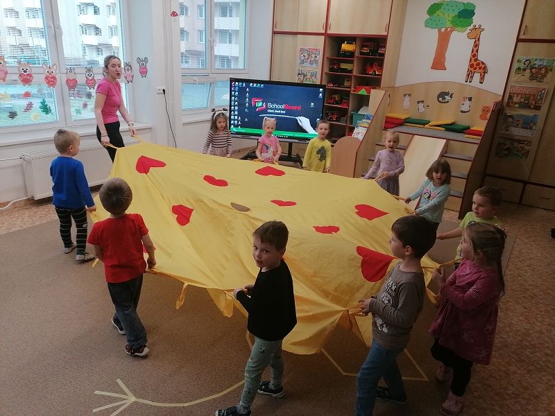 Koťátka - Vyletěl si pyšný drak