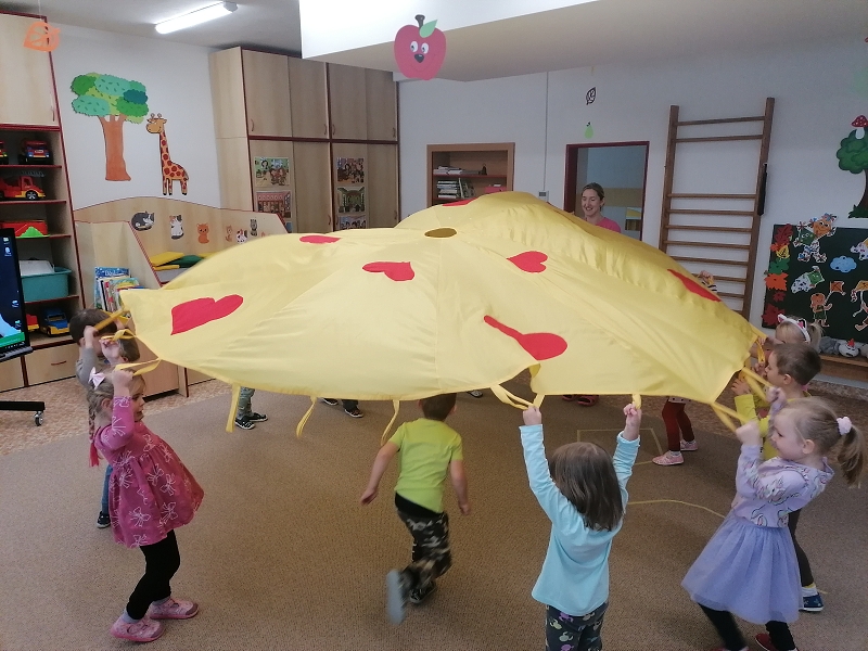 Koťátka - Vyletěl si pyšný drak