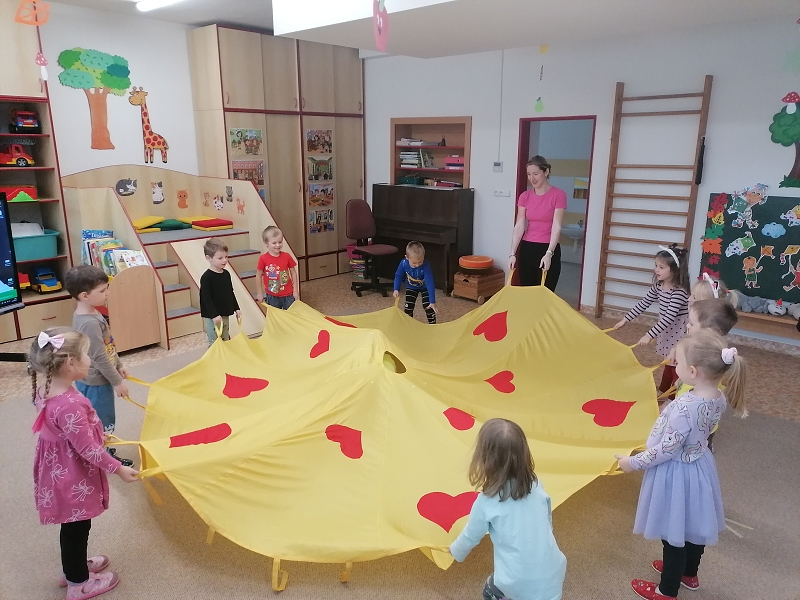 Koťátka - Vyletěl si pyšný drak