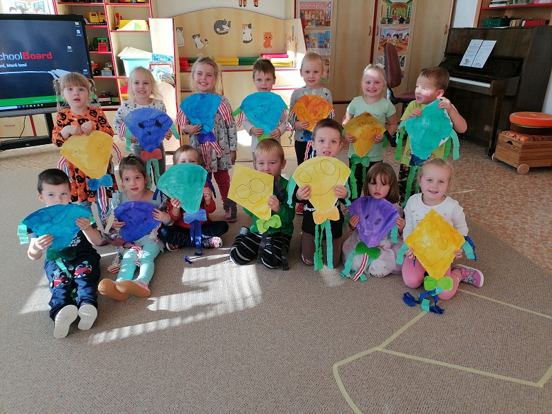 Koťátka - Vyletěl si pyšný drak