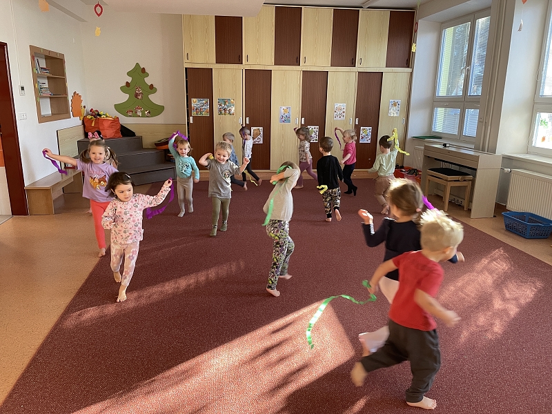 Myšky - Vyletěl si pyšný drak