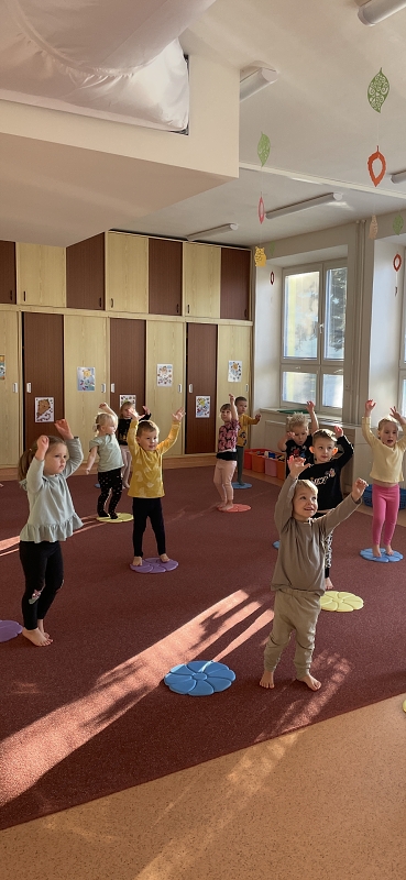 Myšky - Vyletěl si pyšný drak