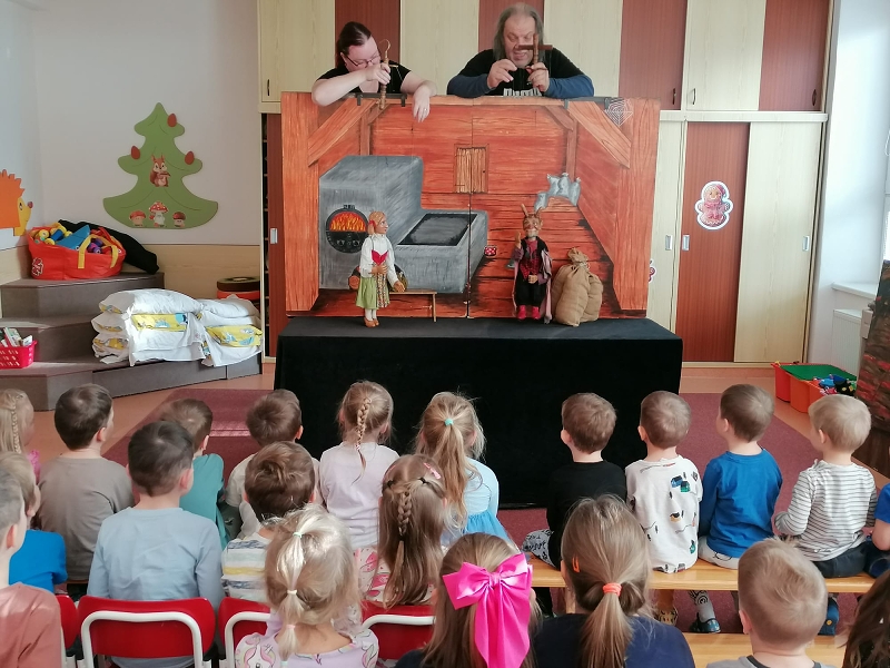 Divadelní představení