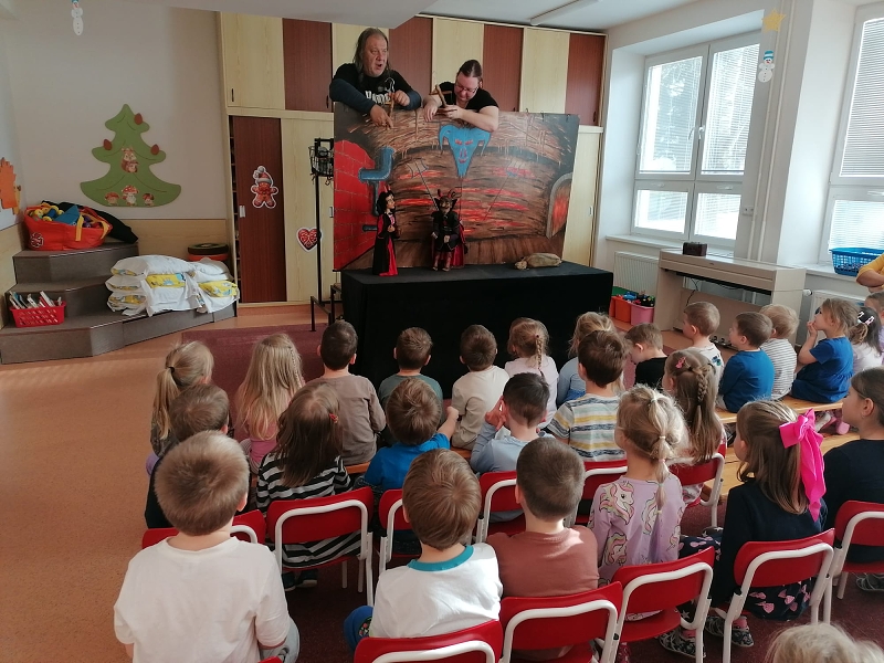 Divadelní představení