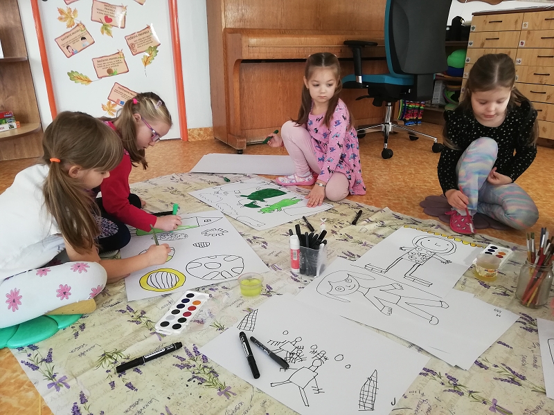 Kroužek Barevné tvoření