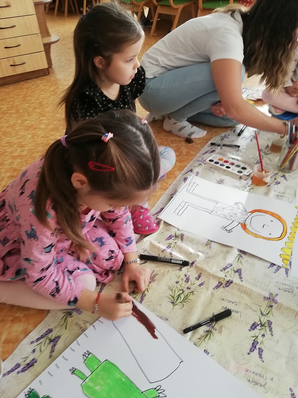 Kroužek Barevné tvoření