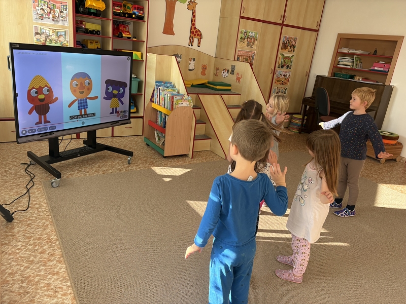 Kroužek HRAVÁ ANGLIČTINA