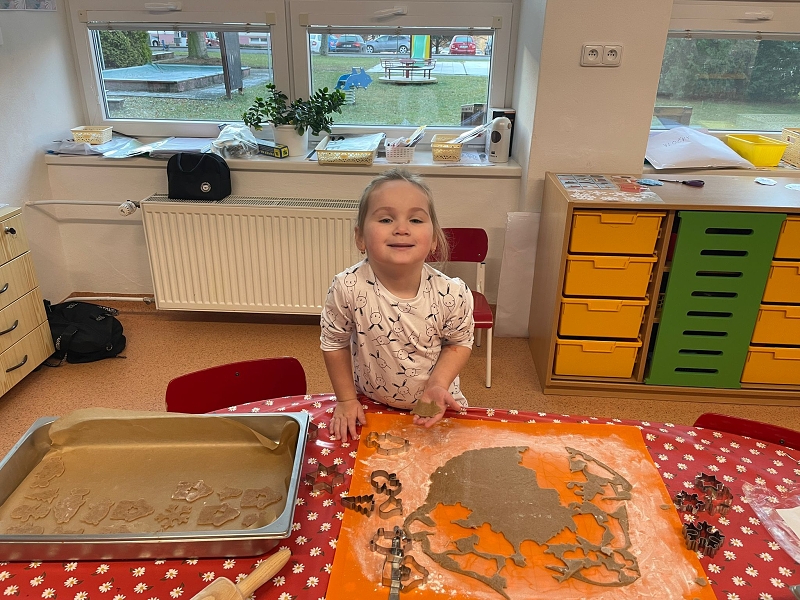 Myšky pečou perníčky