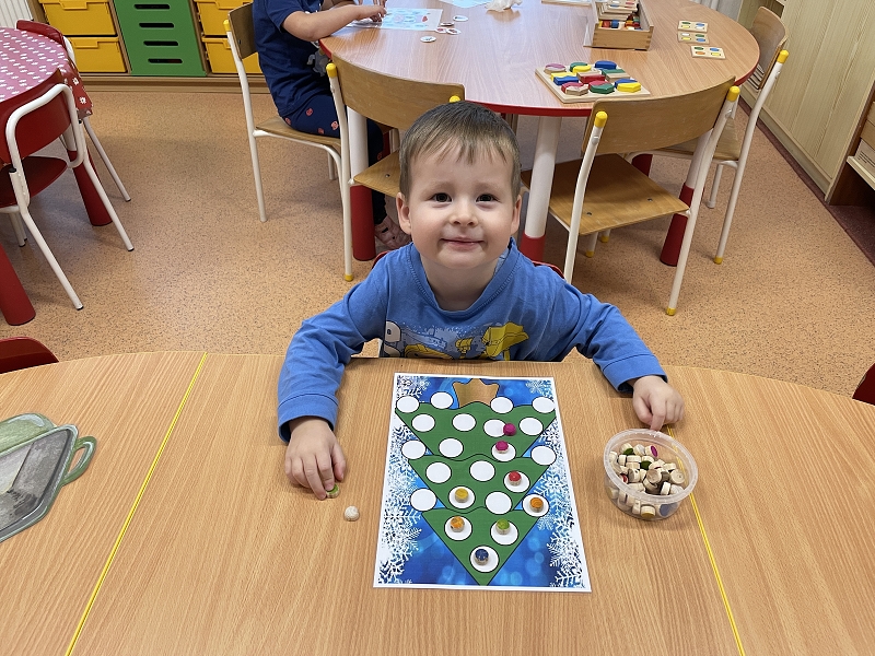 Myšky procvičují jemnou motoriku, cvičí jógu