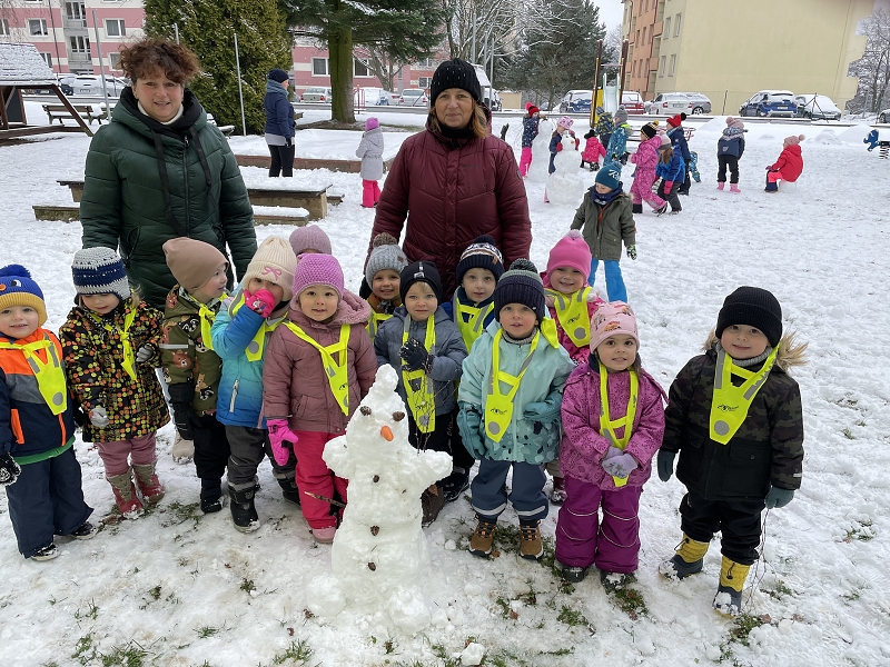 Myšky procvičují jemnou motoriku, cvičí jógu