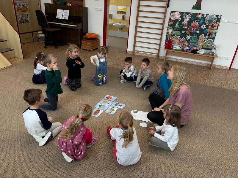 Slyšíte to cinkání - Koťátka