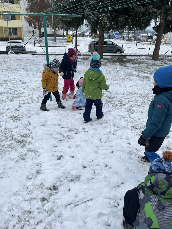 Zajíčci a první sníh