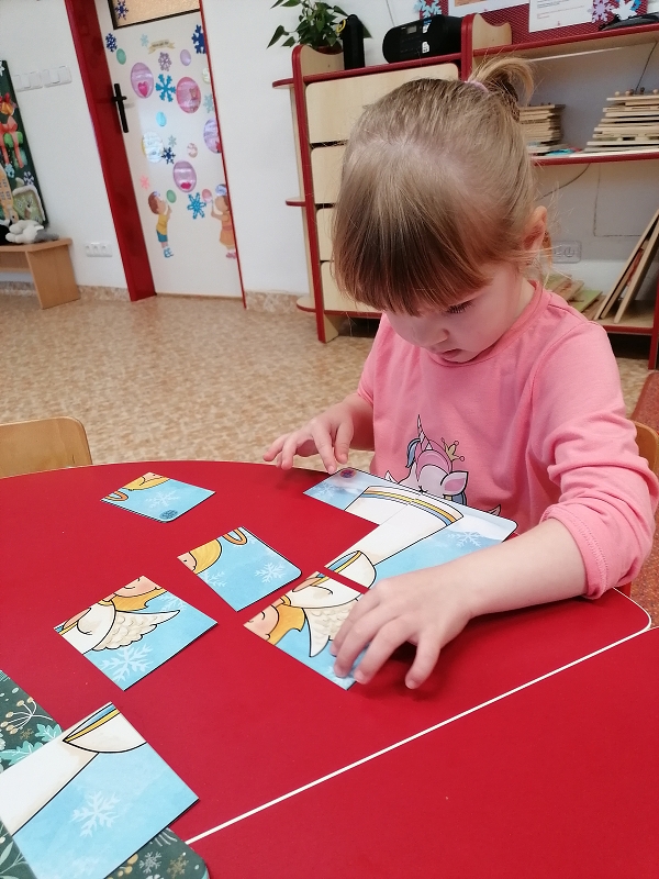 Koťátka čekají na Mikuláše