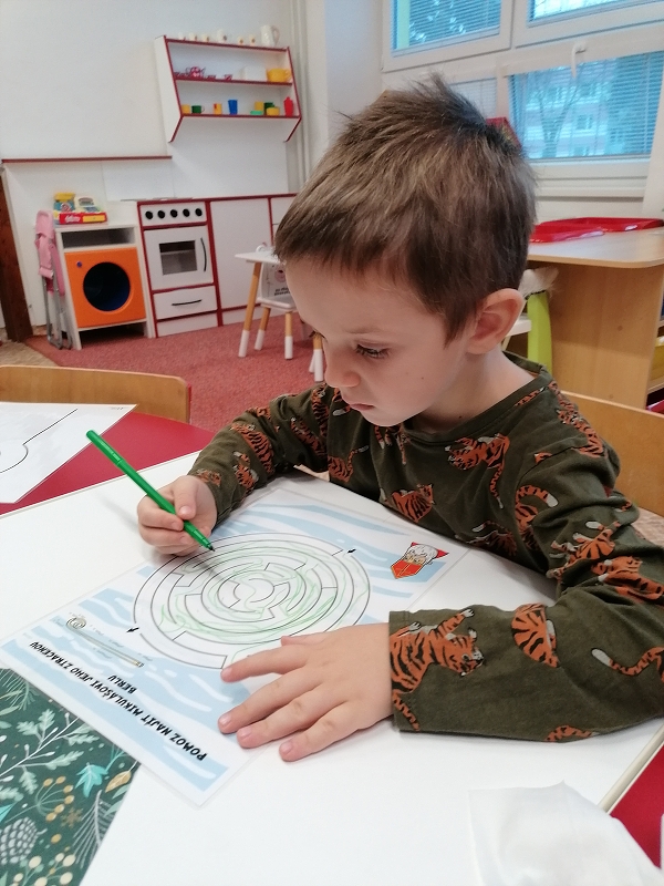 Koťátka čekají na Mikuláše