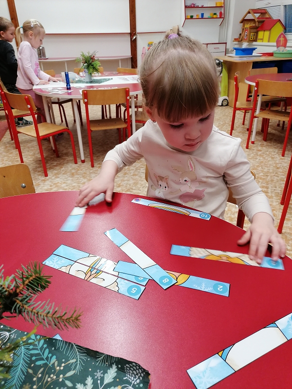 Koťátka čekají na Mikuláše