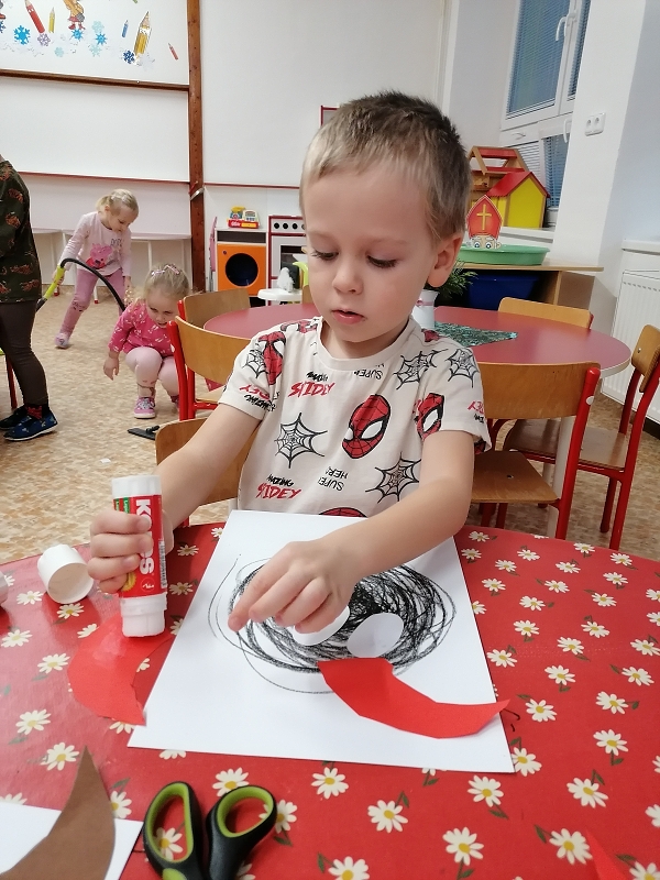 Koťátka čekají na Mikuláše