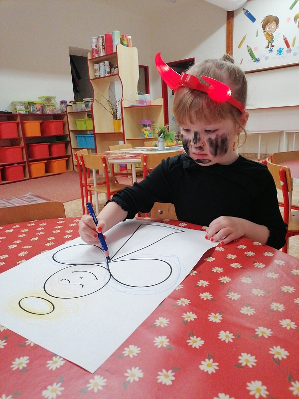 Koťátka čekají na Mikuláše