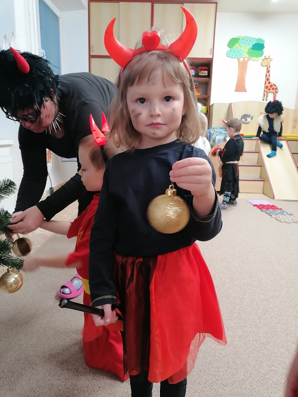 Koťátka čekají na Mikuláše