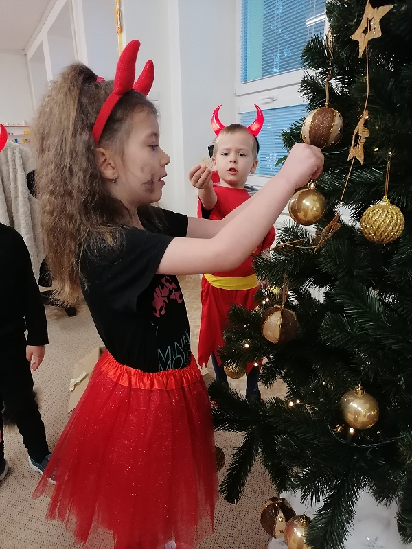 Koťátka čekají na Mikuláše