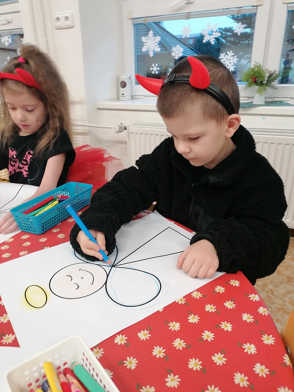 Koťátka čekají na Mikuláše